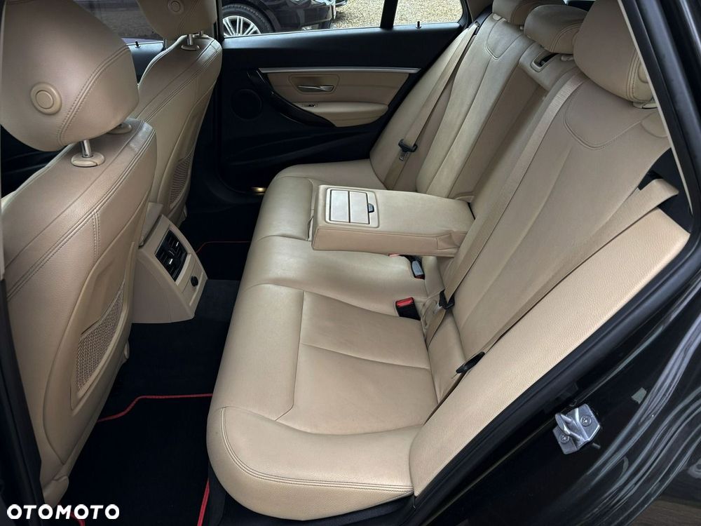 BMW Seria 3 - 23