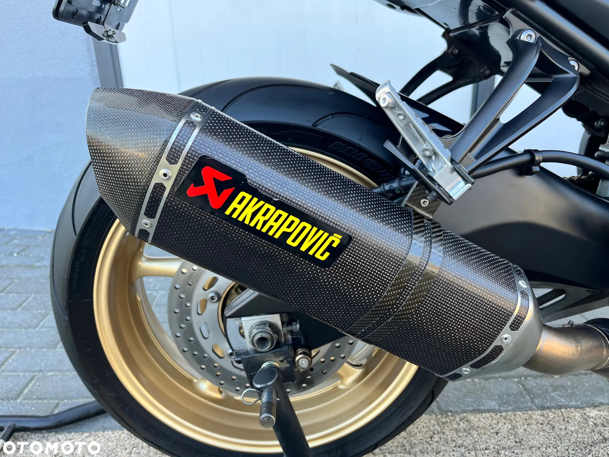 Yamaha FZ8 - 18