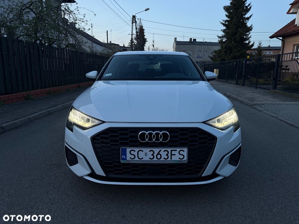 Audi A3 Limousine 1.5 TFSI Sport S tronic - 2