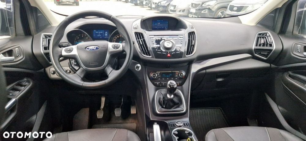 Ford Kuga - 26