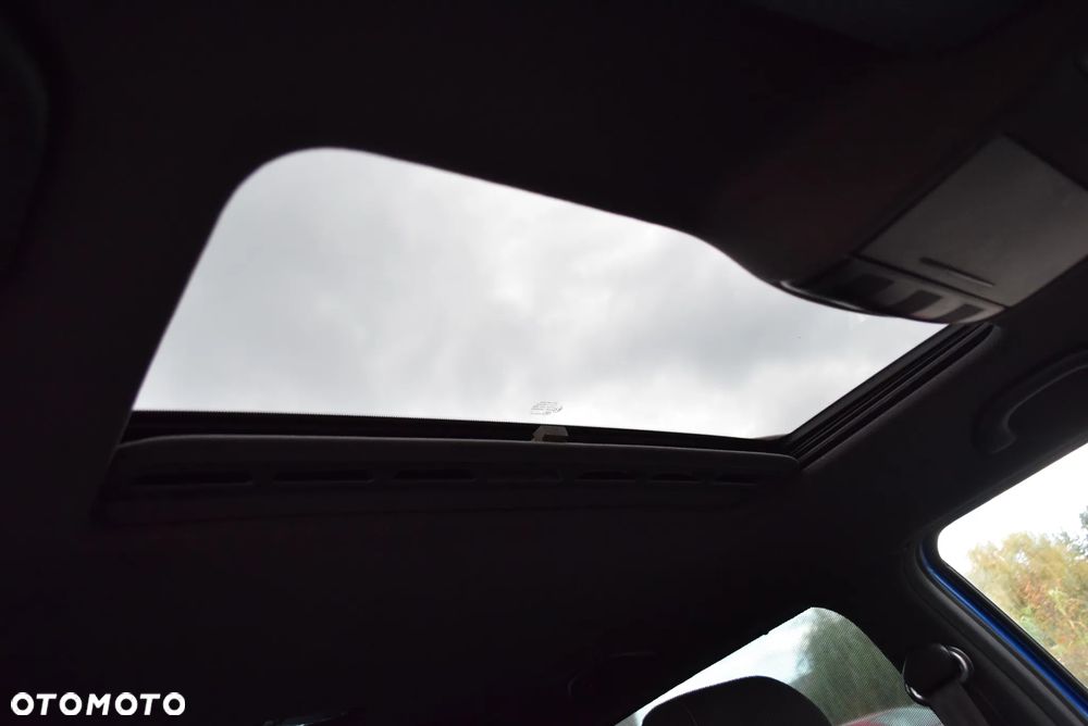 Skoda Fabia 1.4 TSI DSG RS - 19