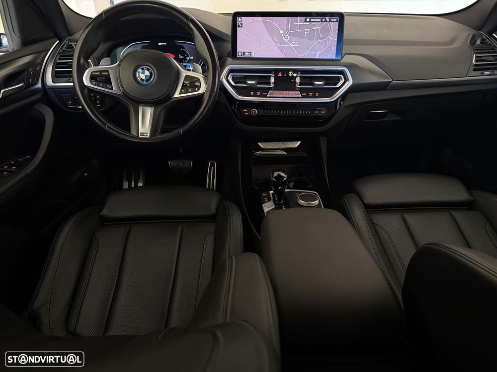 BMW X3 30 e xDrive Pack M — fotografia 16