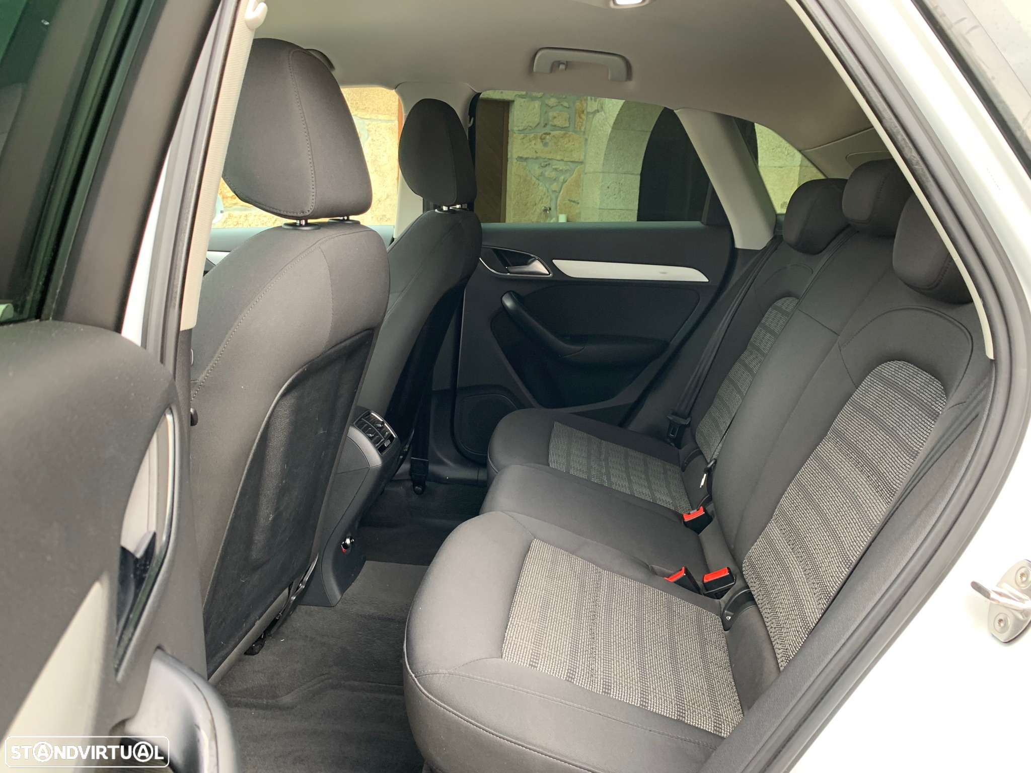 Audi Q3 2.0 TDI Sport - 13