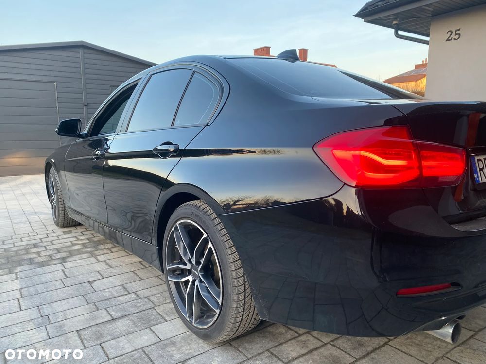 BMW Seria 3 320i Edition M Sport Shadow - 7