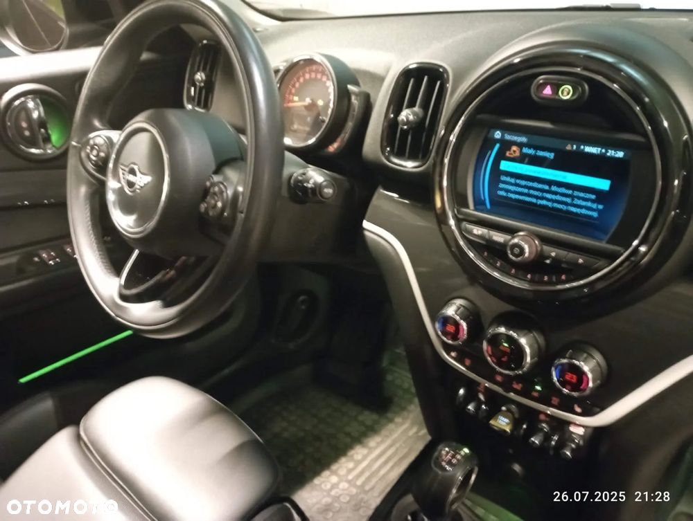 MINI Countryman - 16