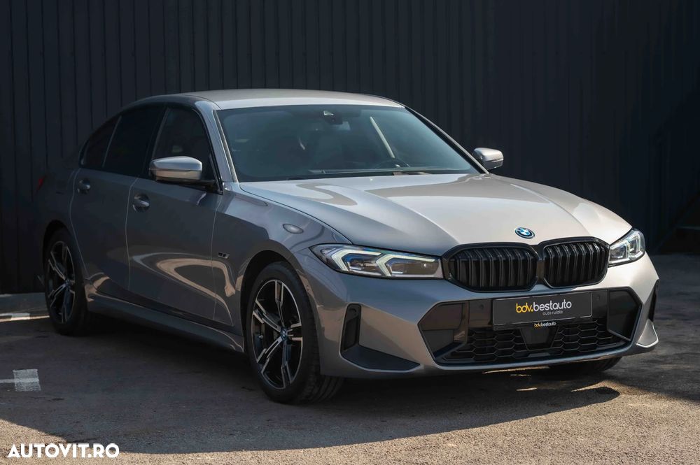 BMW Seria 3 320e Aut. M Sport - 40