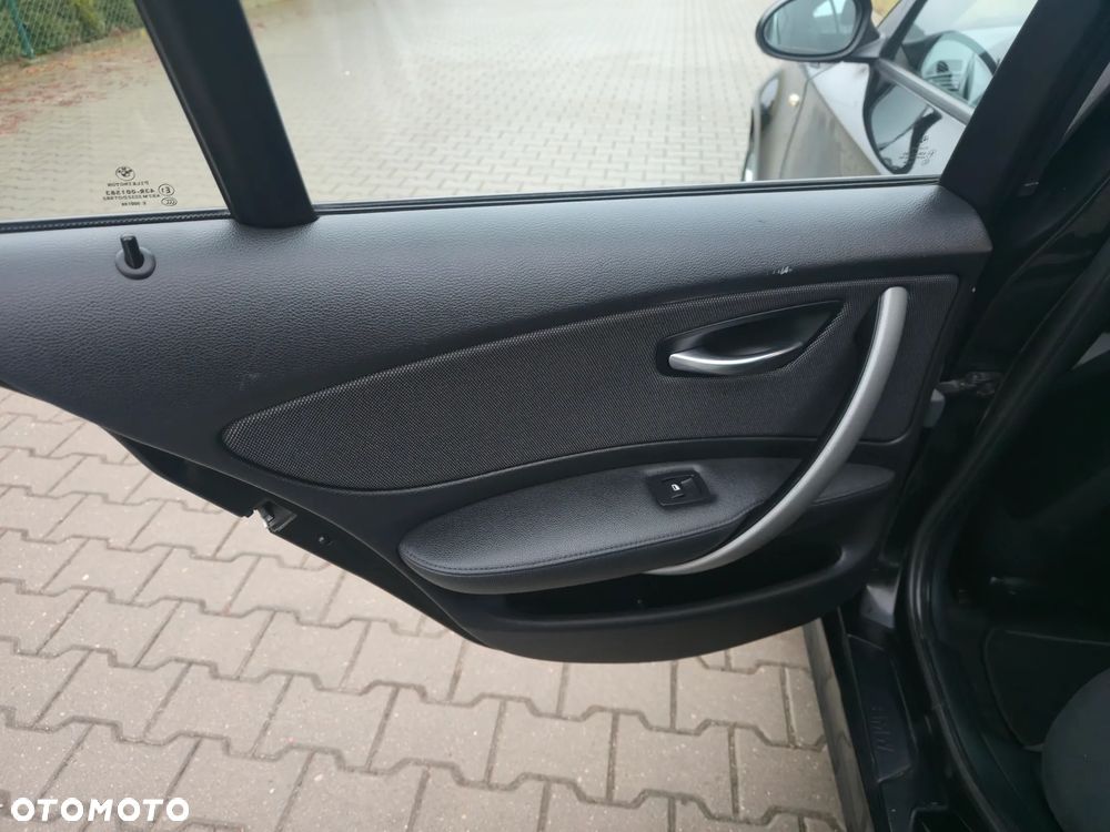 BMW Seria 1 118i Edition Sport - 19