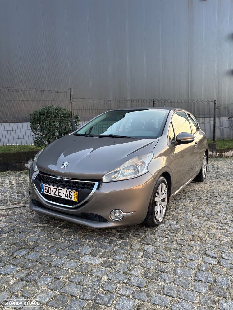 Peugeot 208 1.4 HDi Access - 14
