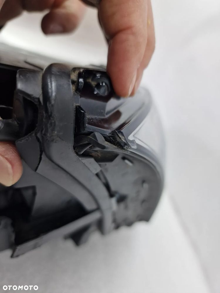 AUDI TT 8J0 PRAWA LAMPA PRZEDNIA PRZÓD XENON , NR 8J0941004D , NR AUKCJI LA520 - 23