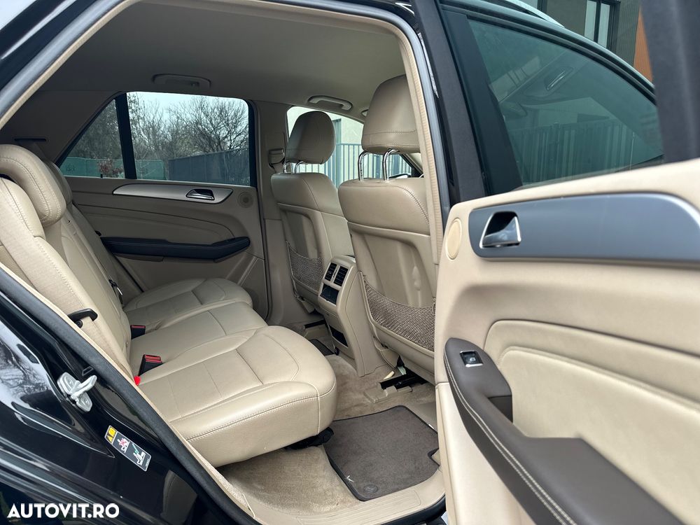 Mercedes-Benz ML - 10