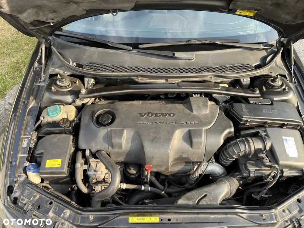 Volvo S60 2.4 D5 - 20