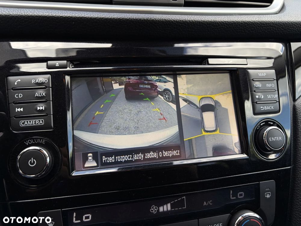 Nissan Qashqai 1.6 DIG-T N-Connecta - 27