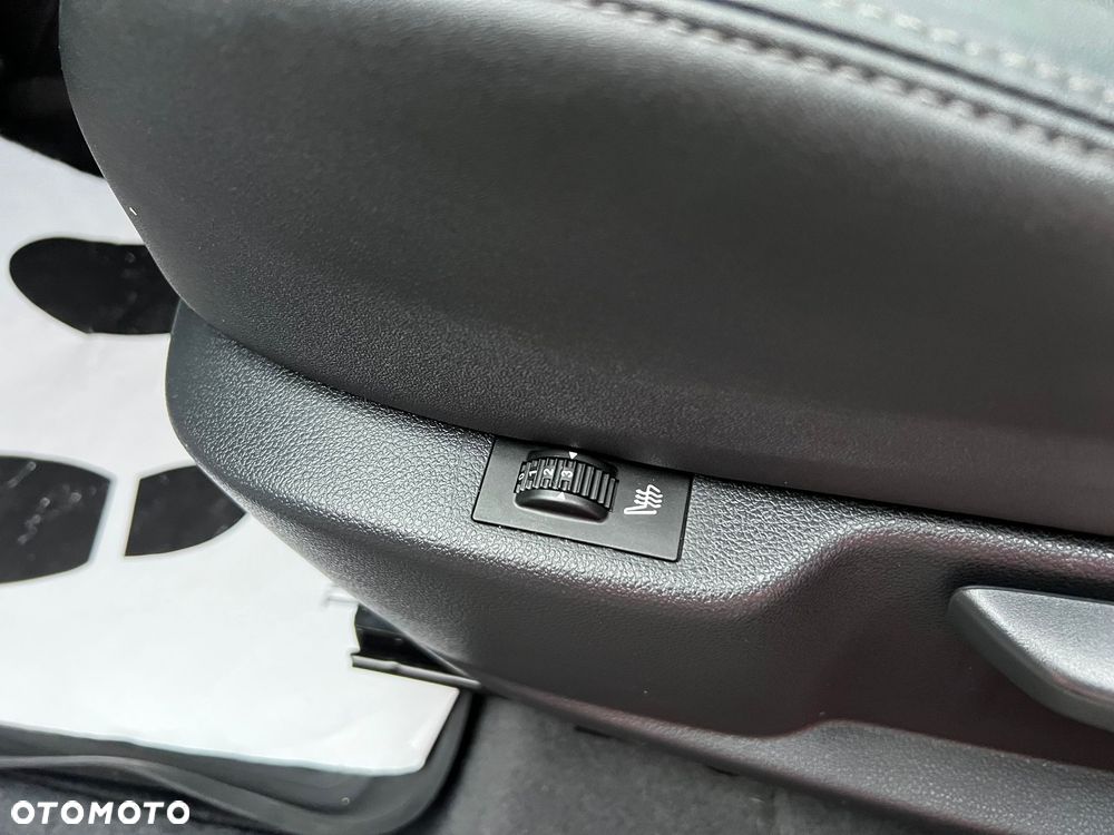 Peugeot 3008 BlueHDi 150 Stop & Start Active Business-Paket - 21