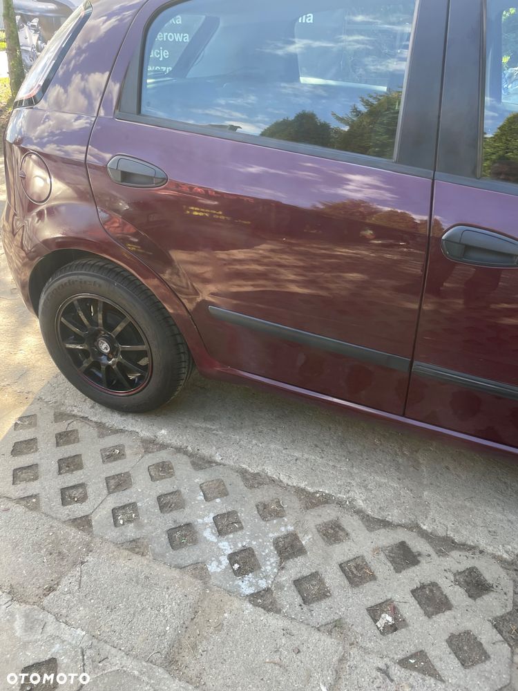 Fiat Punto 1.2 Young - 10