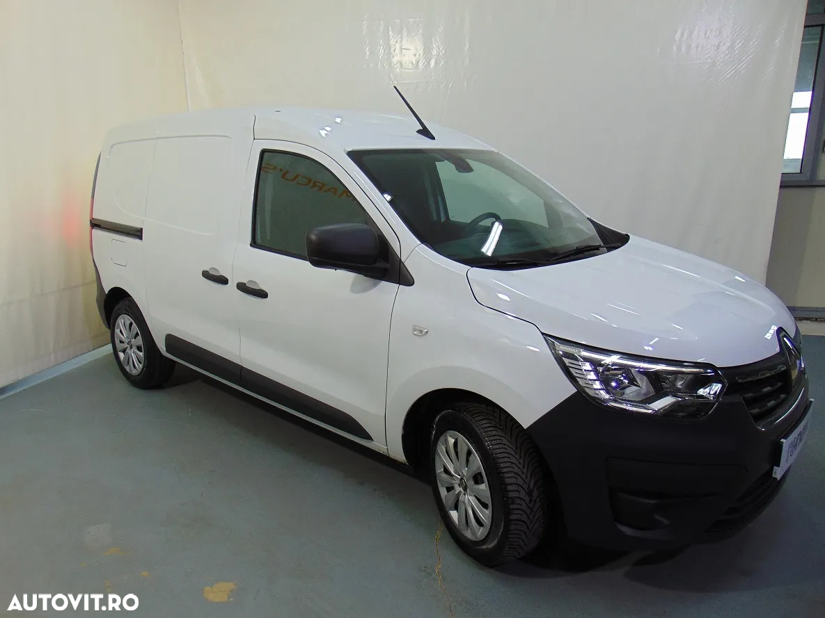 Renault Express - 8