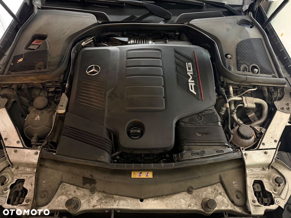 Mercedes-Benz CLS - 23