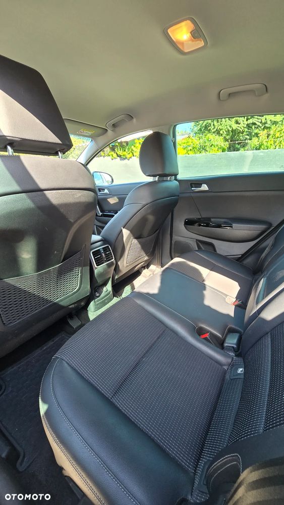 Kia Sportage 1.6 GDI Black Edition 2WD - 14