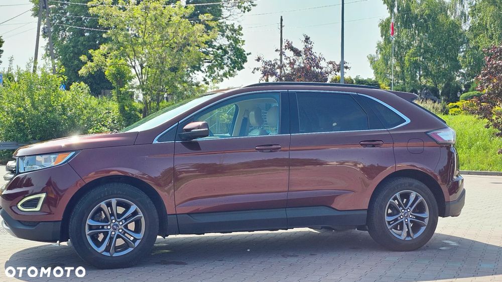 Ford Edge - 8