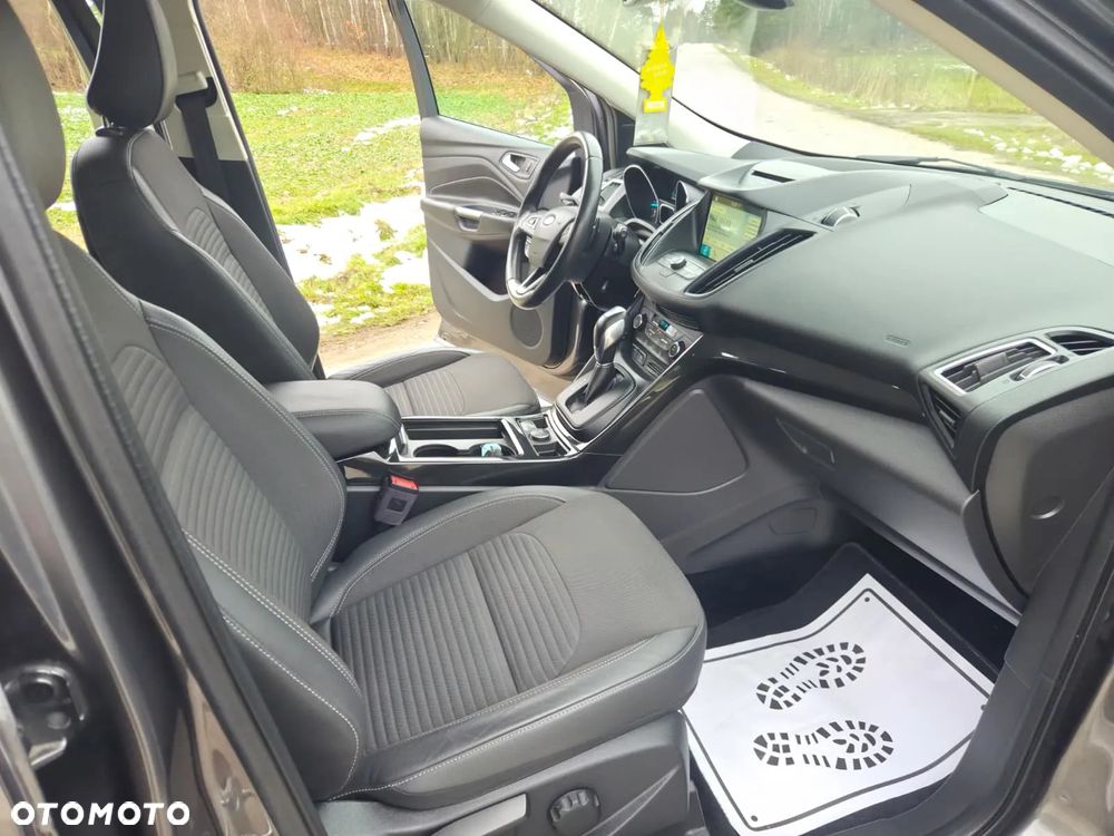 Ford Kuga 1.5 TDCi 2x4 Cool & Connect - 17