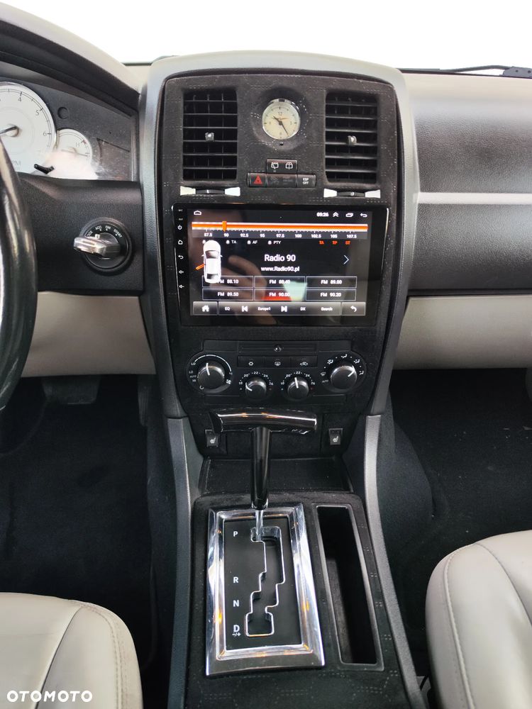 Chrysler 300C 3.5 V6 AWD - 13