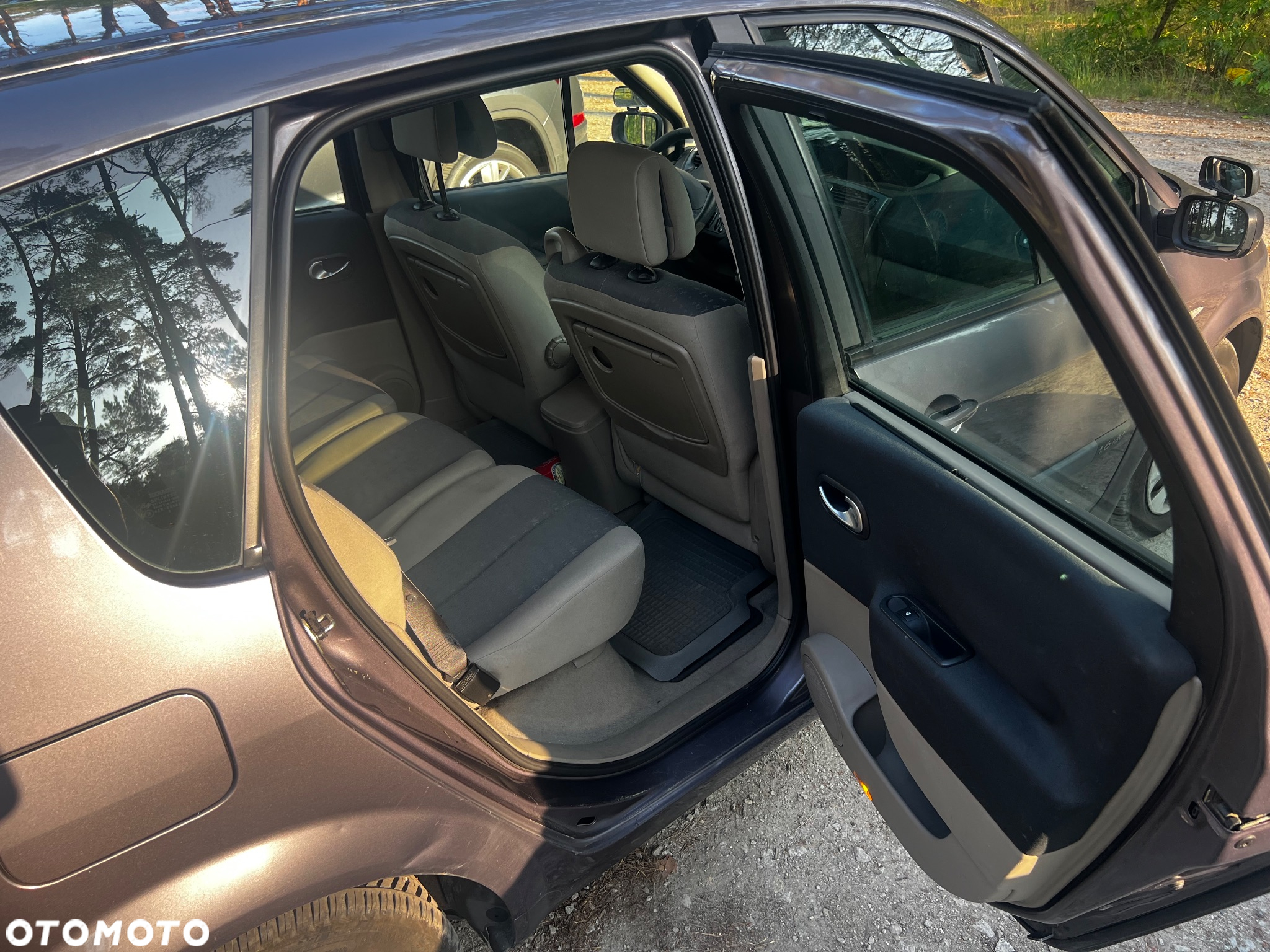 Renault Scenic 1.6 16V Confort Authentique - 18