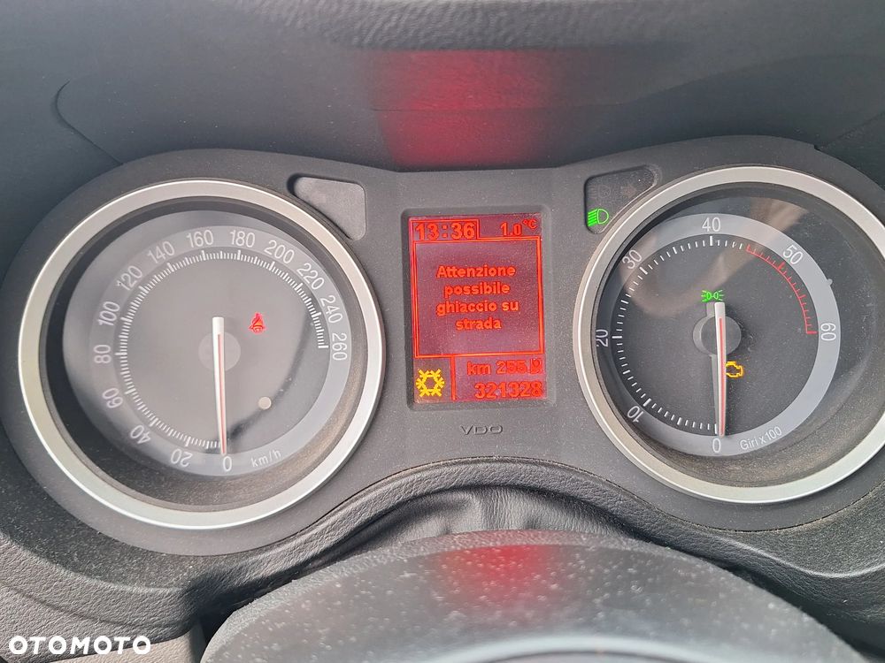 Alfa Romeo Brera 2.4JTDM - 19