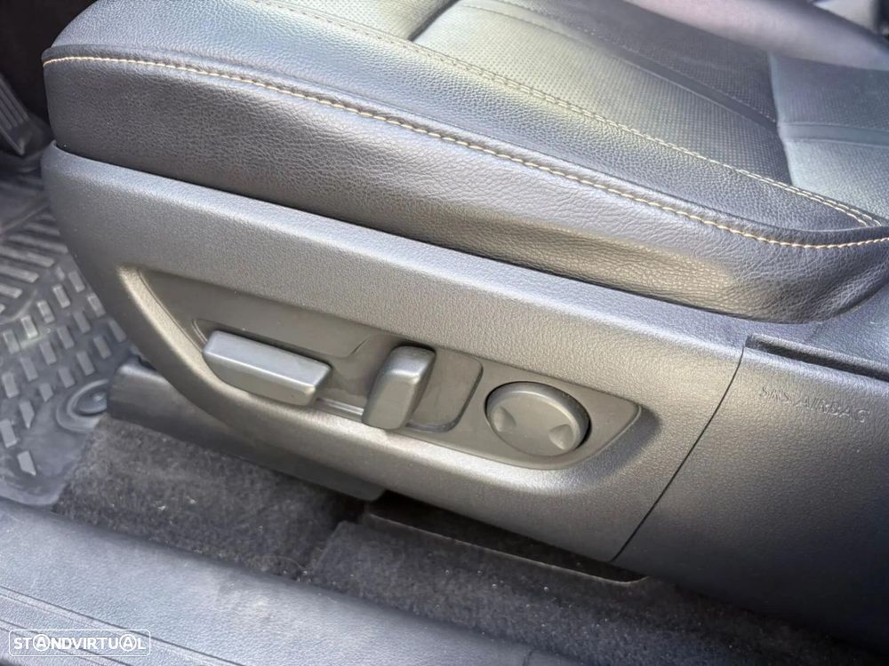 Mazda CX-60 2.5 e-Skyactiv PHEV Homura+Comfort Pack (Homura)+Conv.&Sound P.+D.As. - 32