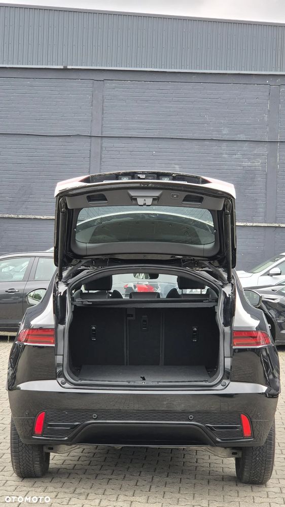 Jaguar E-Pace - 11