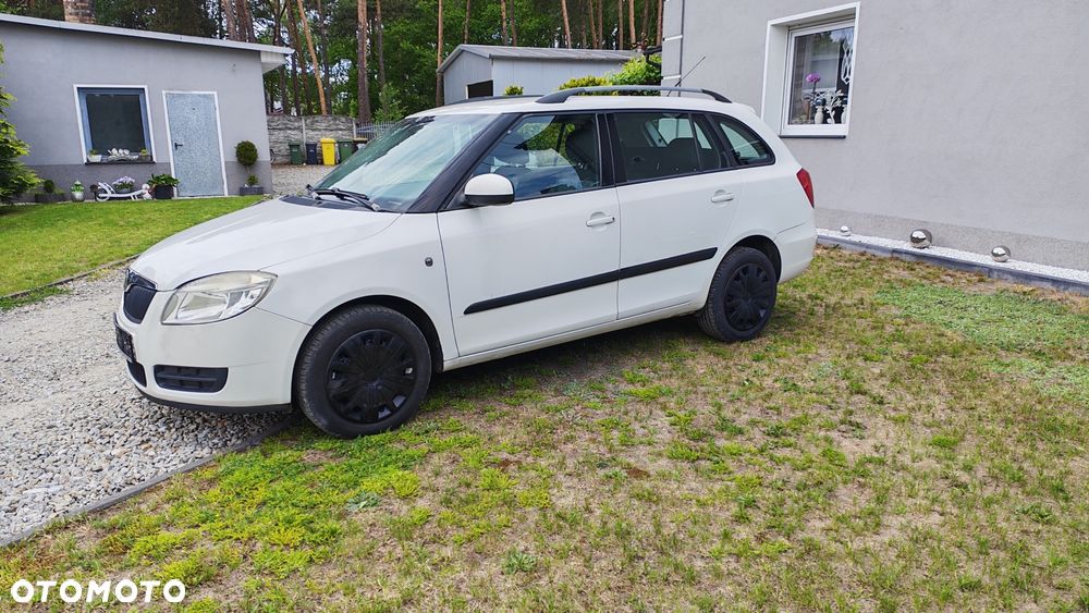 Skoda Fabia - 8