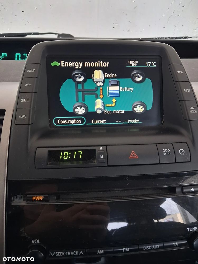 Toyota Prius 1.5 VVT-i Sol - 12