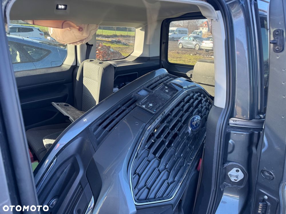 Ford Tourneo Connect 2.0 EcoBlue Allrad TITANIUM - 27