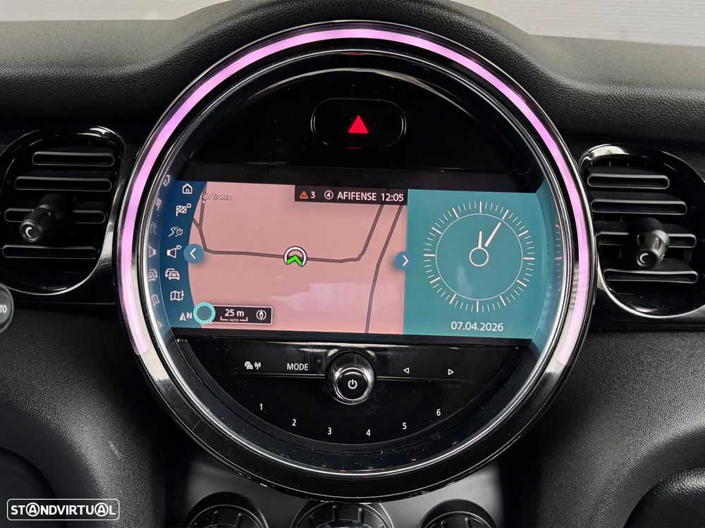 MINI Cabrio Cooper Classic Auto - 12