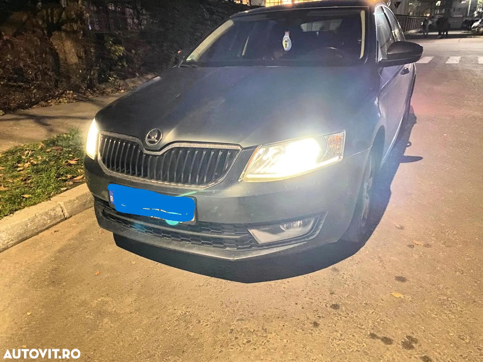 Skoda Octavia 2.0 TDI DSG Style - 4