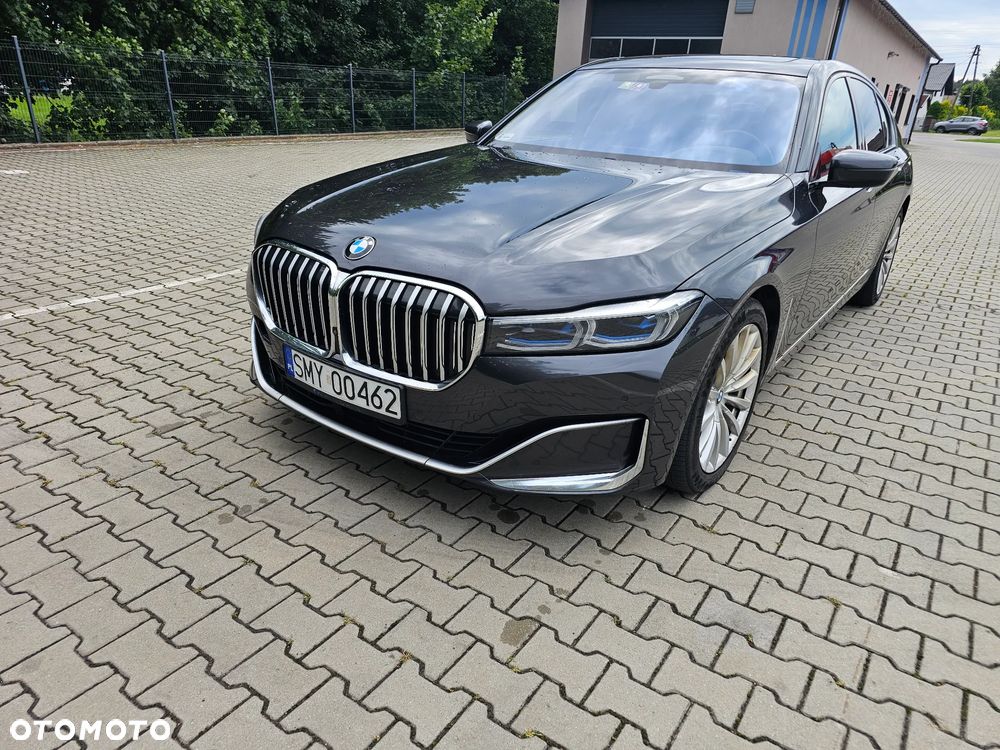 BMW Seria 7 740d xDrive mHEV - 1