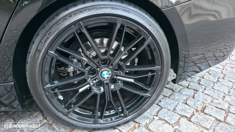 BMW 330 e iPerformance Pack M - 6