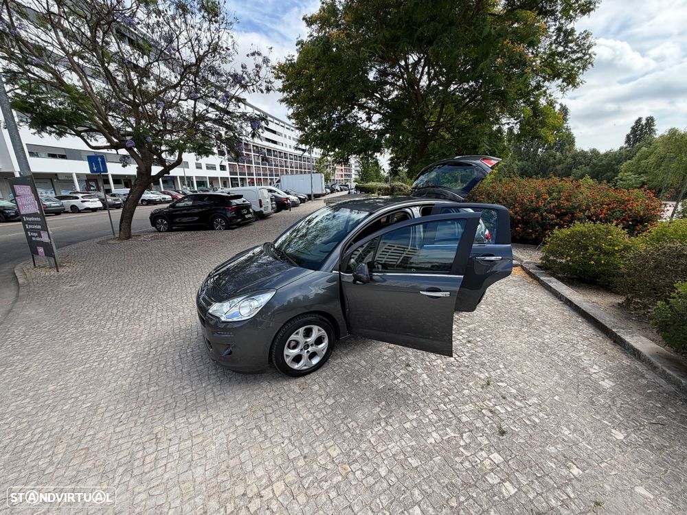 Citroën C3 1.6 BlueHDi Exclusive - 17
