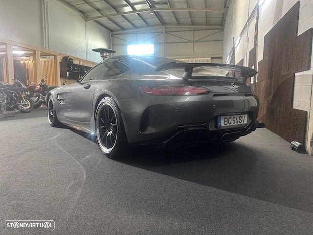Mercedes-Benz AMG GT R - 6
