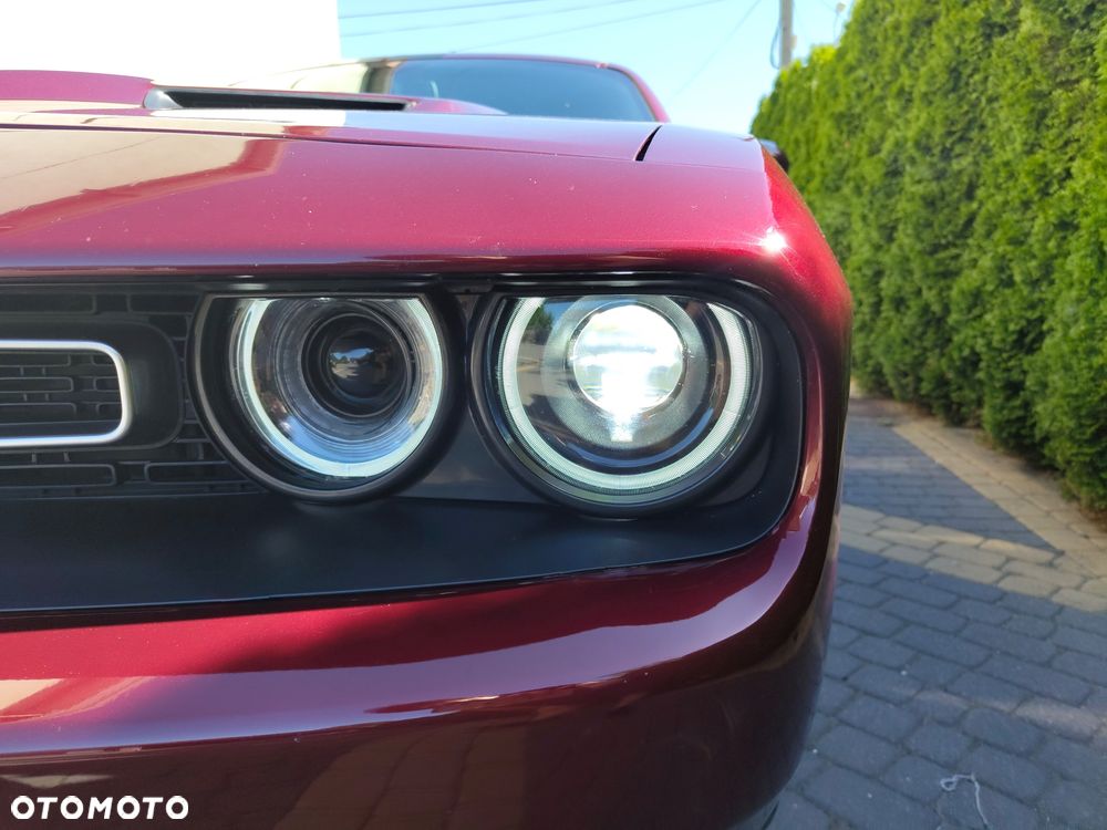 Dodge Challenger 3.6 SXT Plus - 9