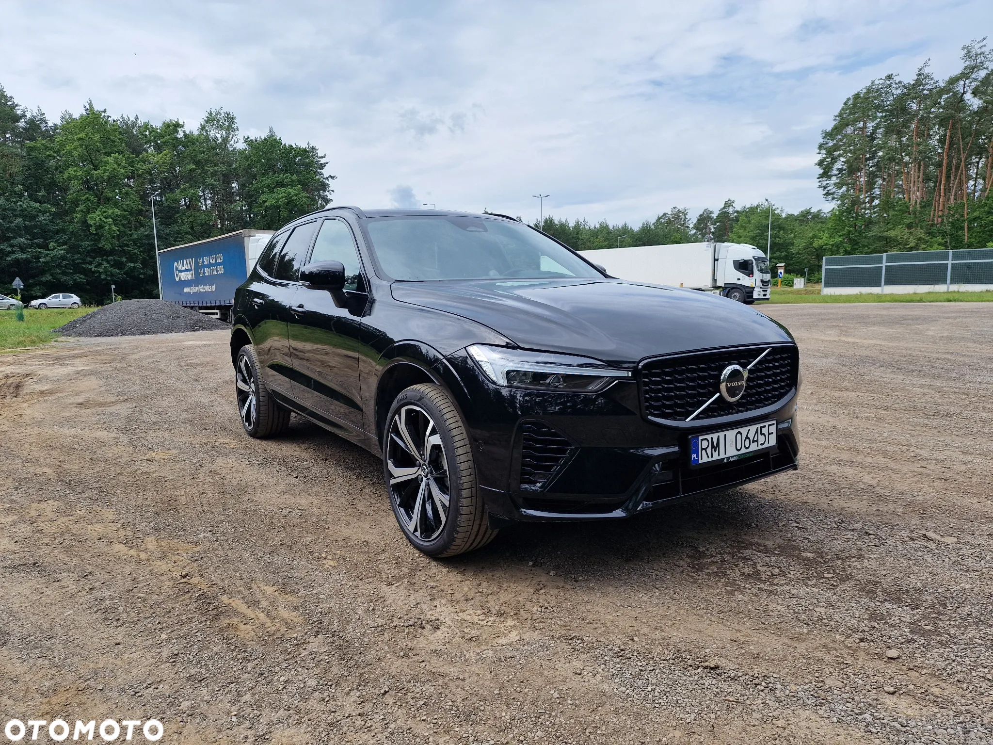Volvo XC 60 T8 Plug-In Hybrid AWD R-Design - 11
