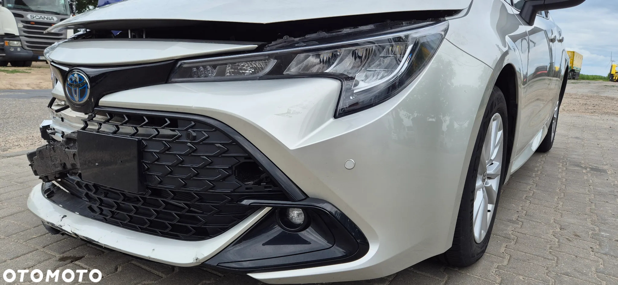 Toyota Corolla 1.8 Hybrid Active - 4