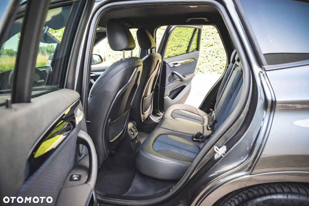 BMW X1 sDrive18d M Sport - 11