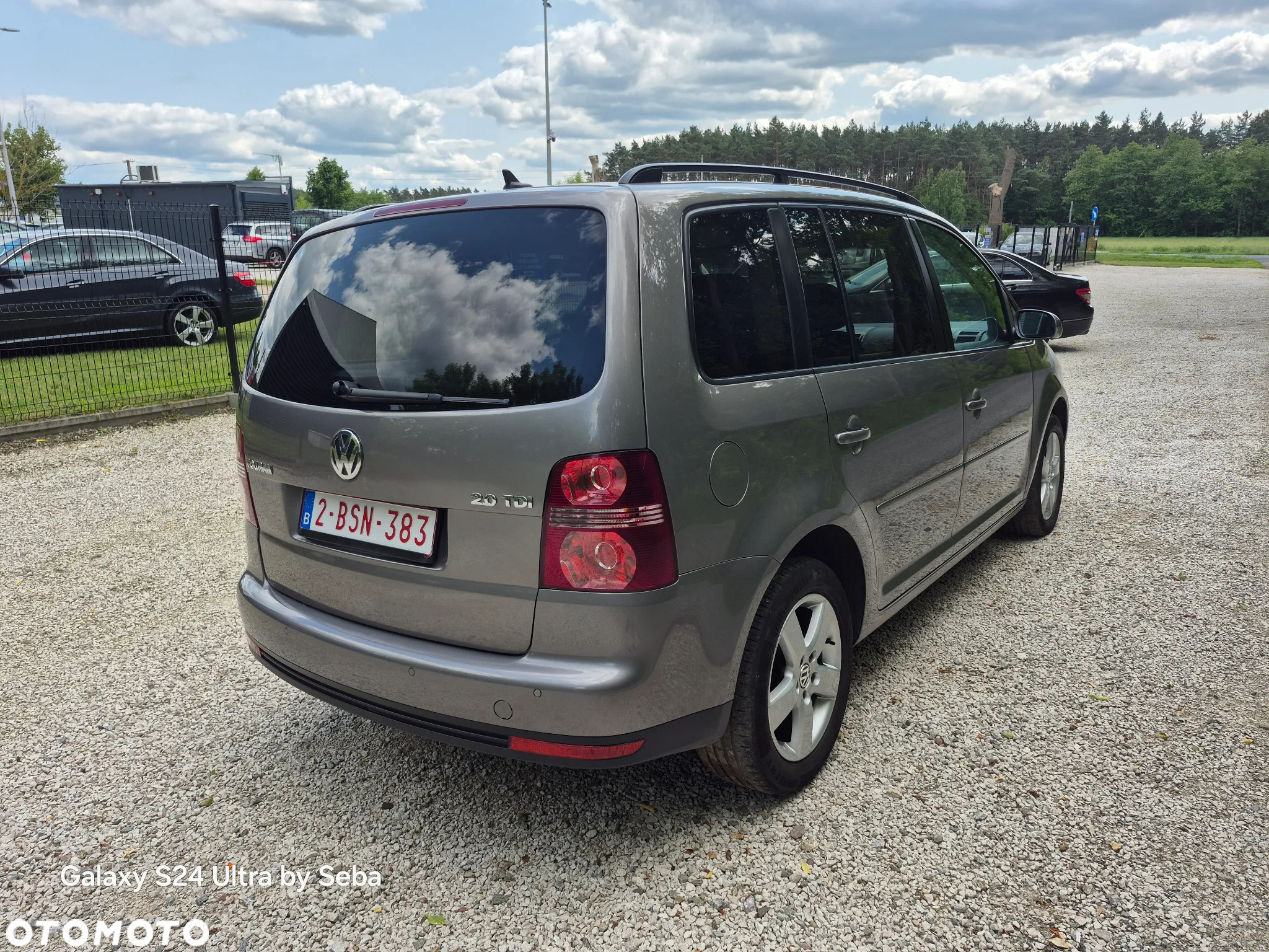 Volkswagen Touran 2.0 TDI Highline - 5