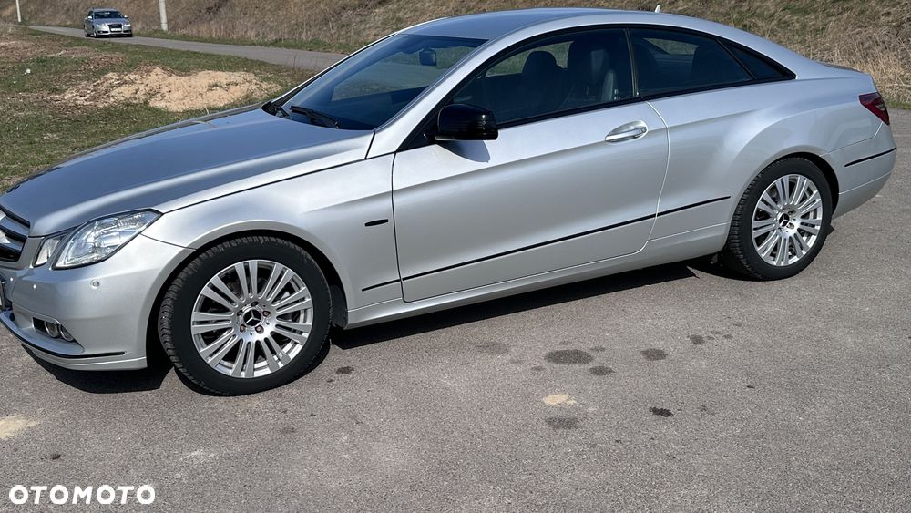 Mercedes-Benz Klasa E - 8