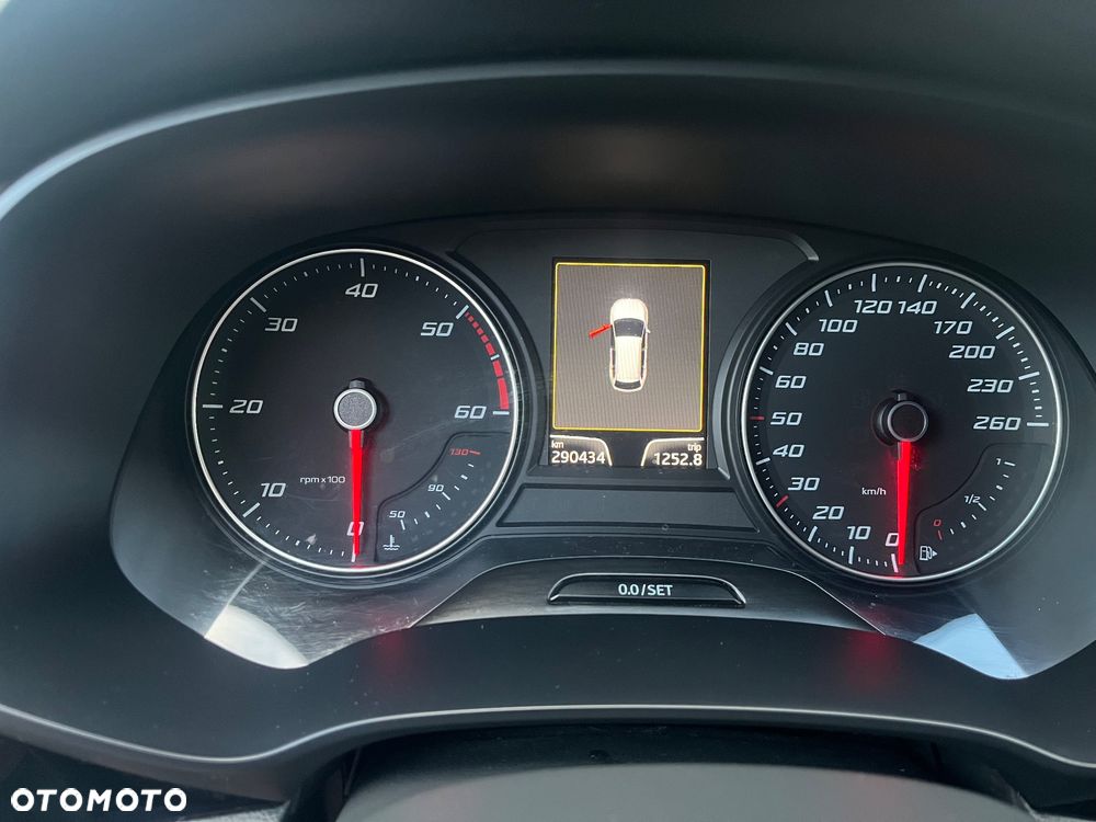 Seat Leon 1.6 TDI ECOMOTIVE Style S&S - 19
