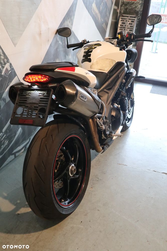 Triumph Speed Triple - 25