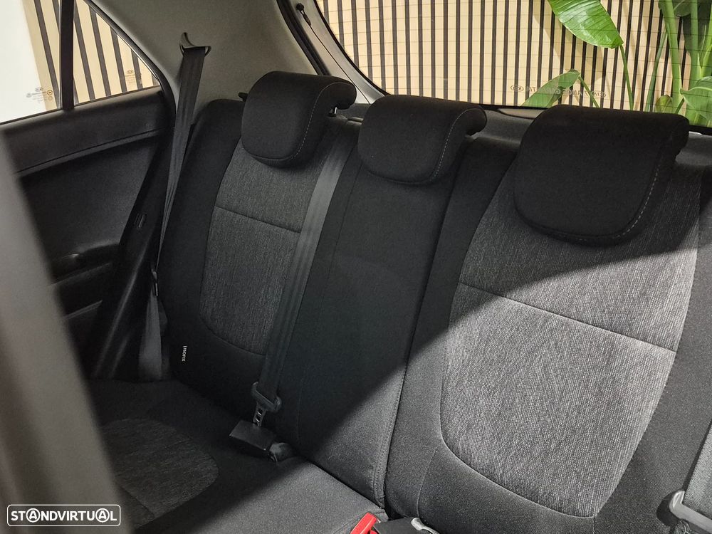 Kia Picanto 1.0 CVVT More - 23