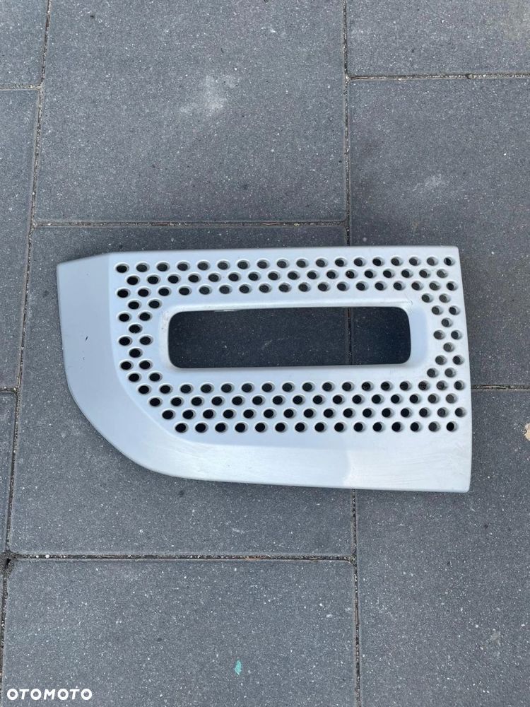 KRATKA ZDERZAKA PRZÓD PRAWA STRONA LAND ROVER DEFENDER L633 L8B2-15B216-A - 1