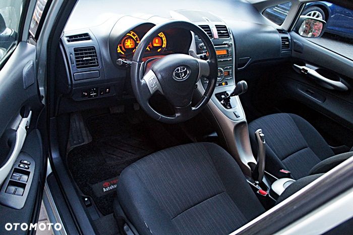 Toyota Auris 1.6 VVT-i Multimode Sol - 17