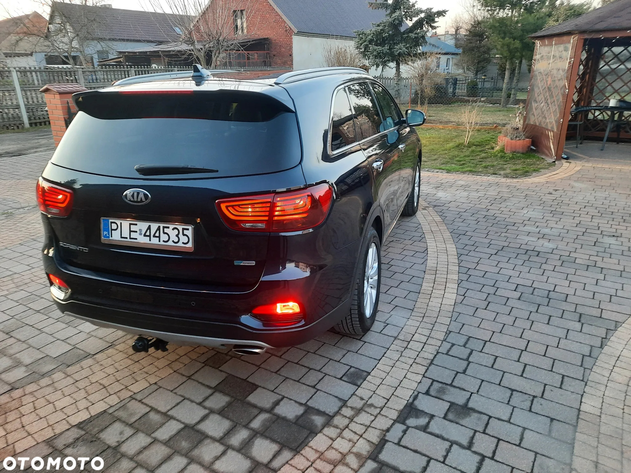 Kia Sorento - 25