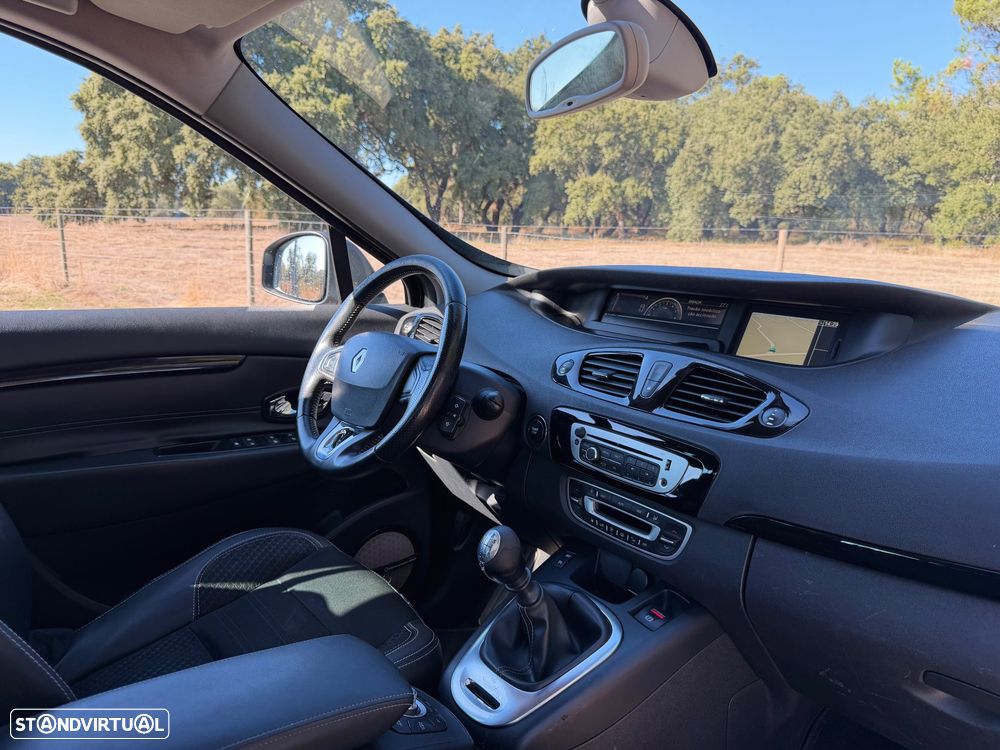 Renault Grand Scénic 1.5 dCi Bose Edition 7L - 17